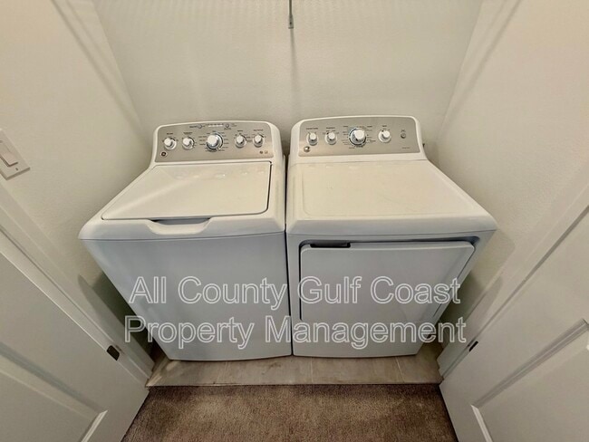 Building Photo - 6107 Whetstone Ct