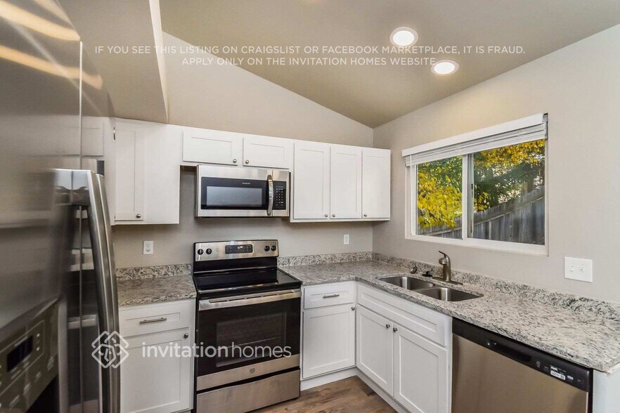 Building Photo - 6580 Northwind Dr