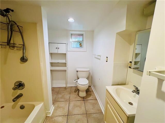 Building Photo - 2139 Cadiz St