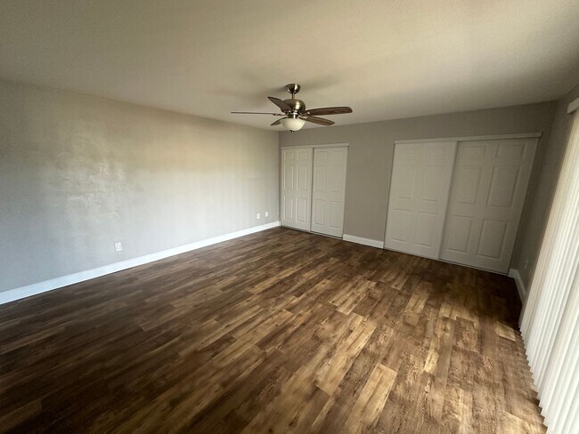 Building Photo - $1600-$2000 P.M