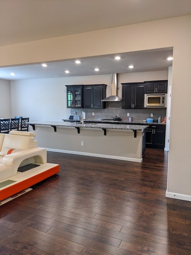 Building Photo - North Creek 4 Bedroom Home