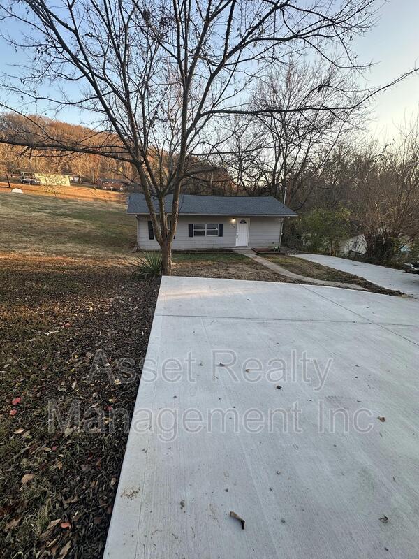 Building Photo - 408 Hassler Mill Rd