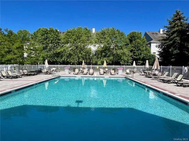 Building Photo - 41 High Ridge Ln