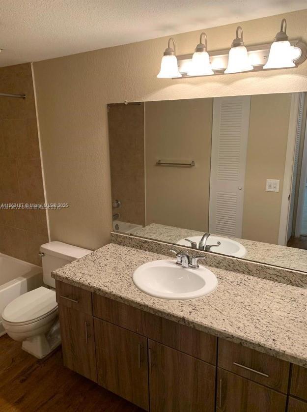 Building Photo - 12510 Vista Isles Dr