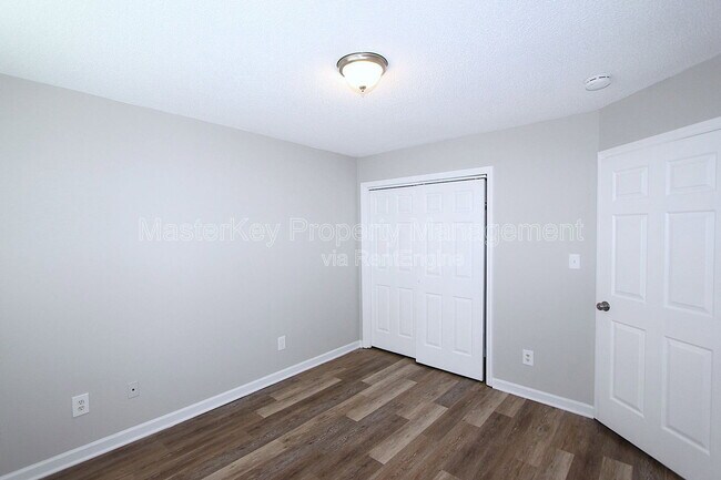 Building Photo - 3705 Votive Ln