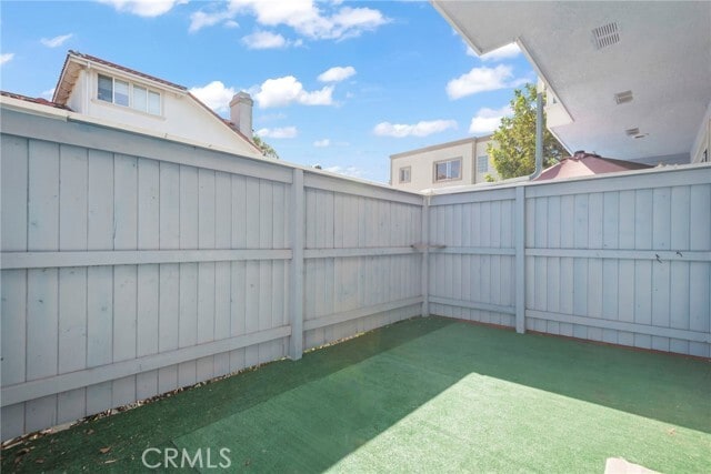 Building Photo - 313 N Broadway