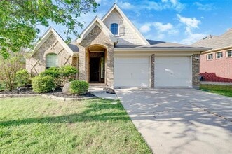 Building Photo - 1700 Sparrow Ln