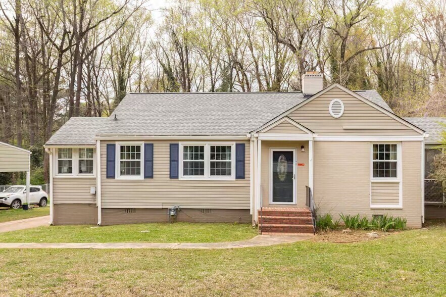 Building Photo - 1213 Carter Rd