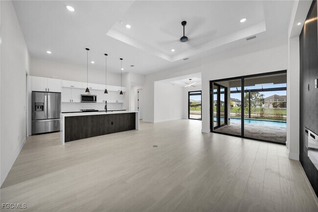 Building Photo - 3435 SW 8th Ct