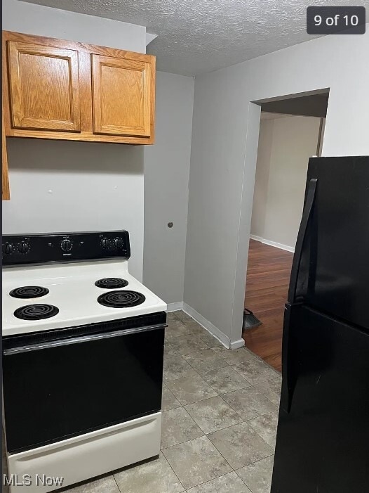 Building Photo - 851 Forrest Dr