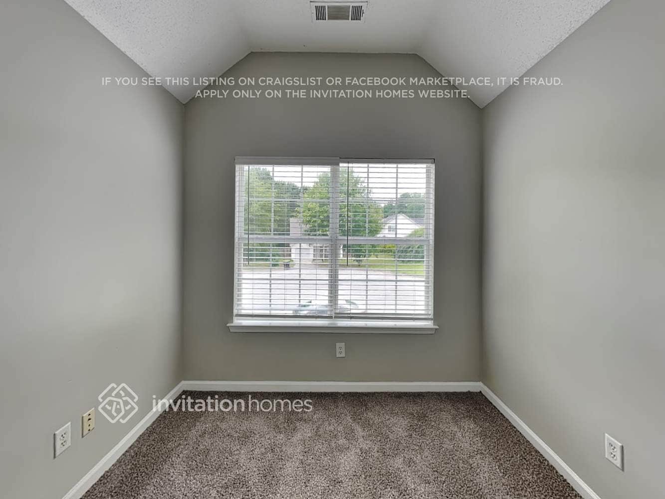 Building Photo - 2530 Thunder Basin Way