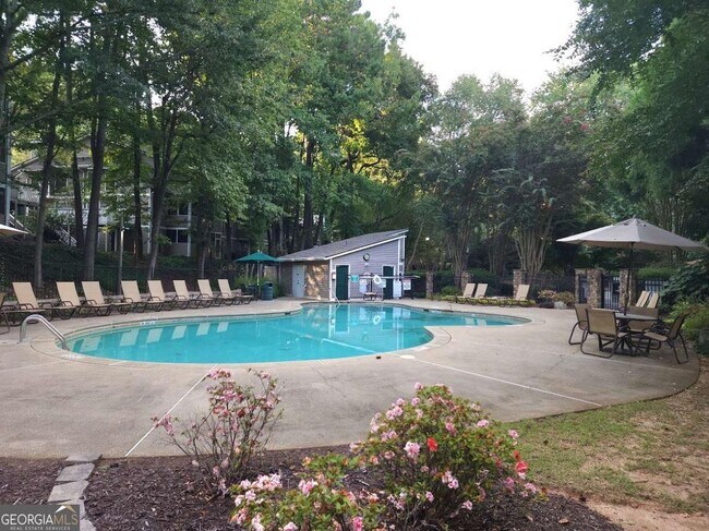 Building Photo - 602 Wynnes Ridge Cir SE