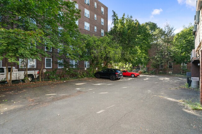 Building Photo - 58 Edgewood Ave