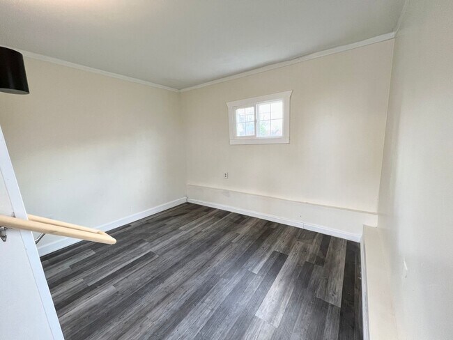 Building Photo - Move-In Ready 3 Bedroom, 1 Bathroom Home in Westland, MI