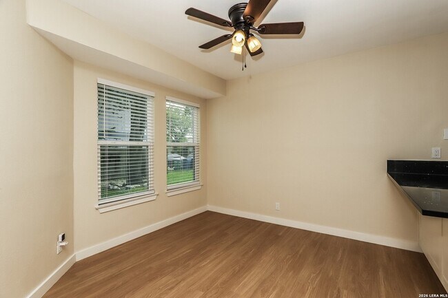 Building Photo - 362 Cypressway Dr