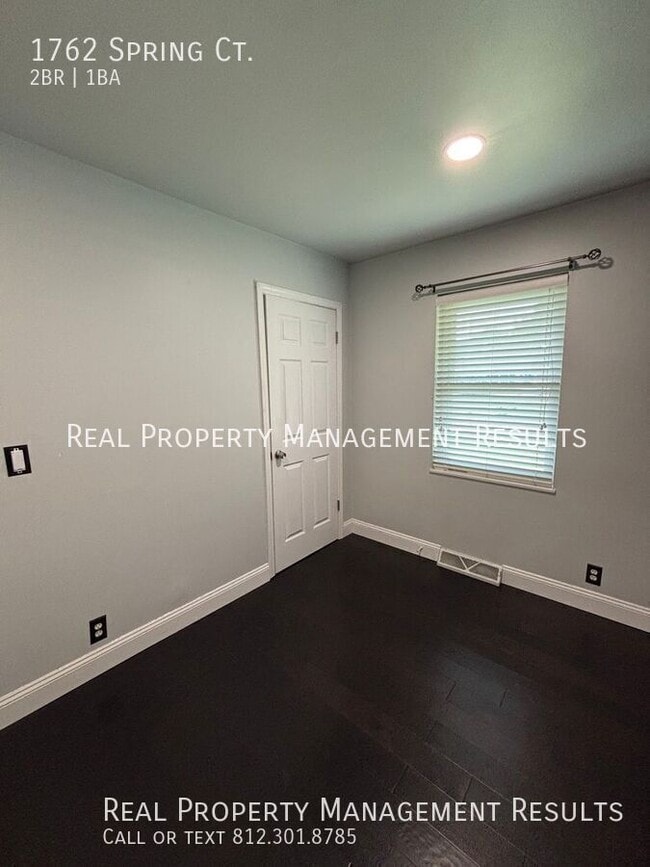Building Photo - 1762 Spring Ct