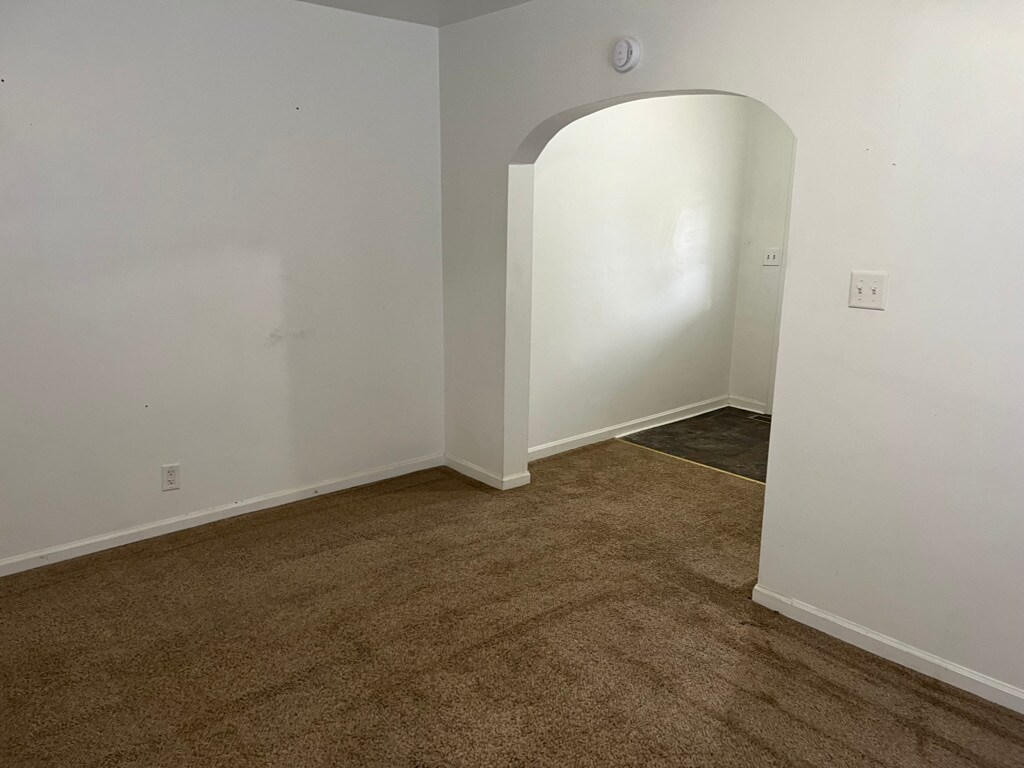 Building Photo - 326 Lafayette Ave