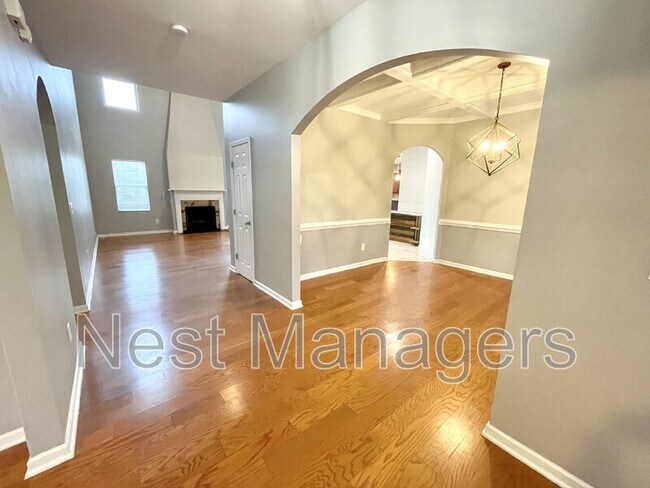Building Photo - 311 Highgrove Dr