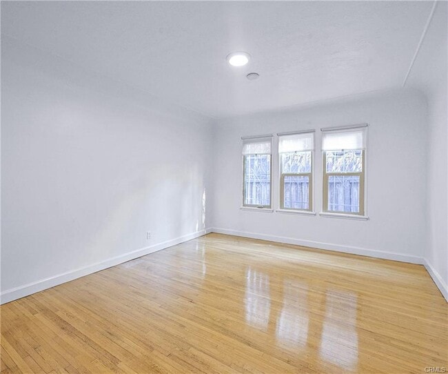 Building Photo - 1119 S Crescent Heights Blvd