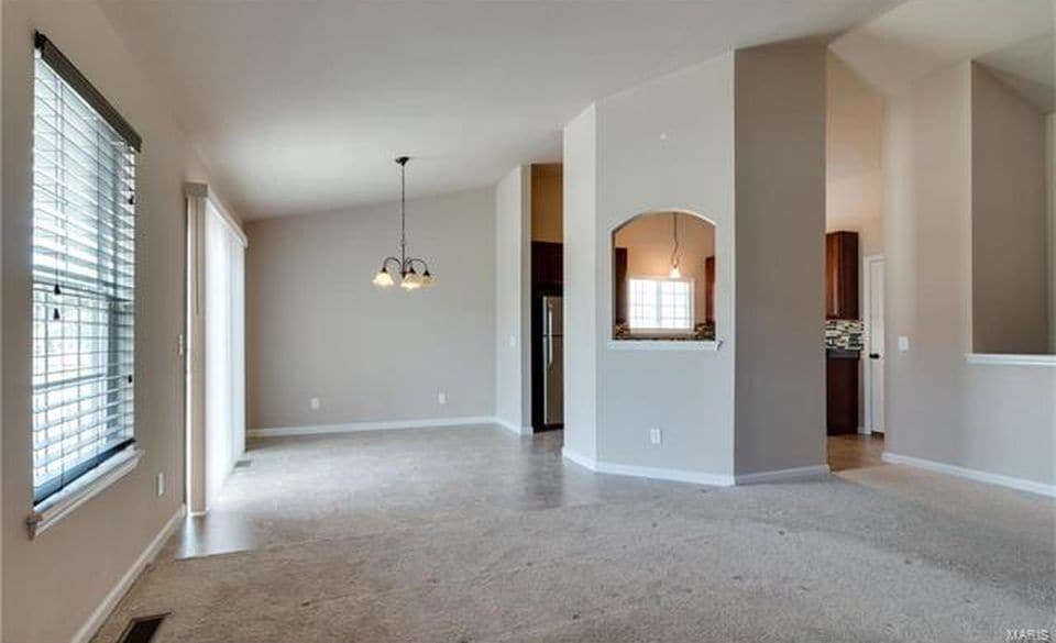 Building Photo - 428 Ramblewood Way