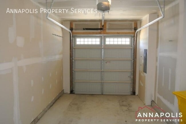 Building Photo - 1318 Cheswick Ln
