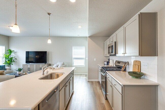 Building Photo - 8466 Blue Feather Lp