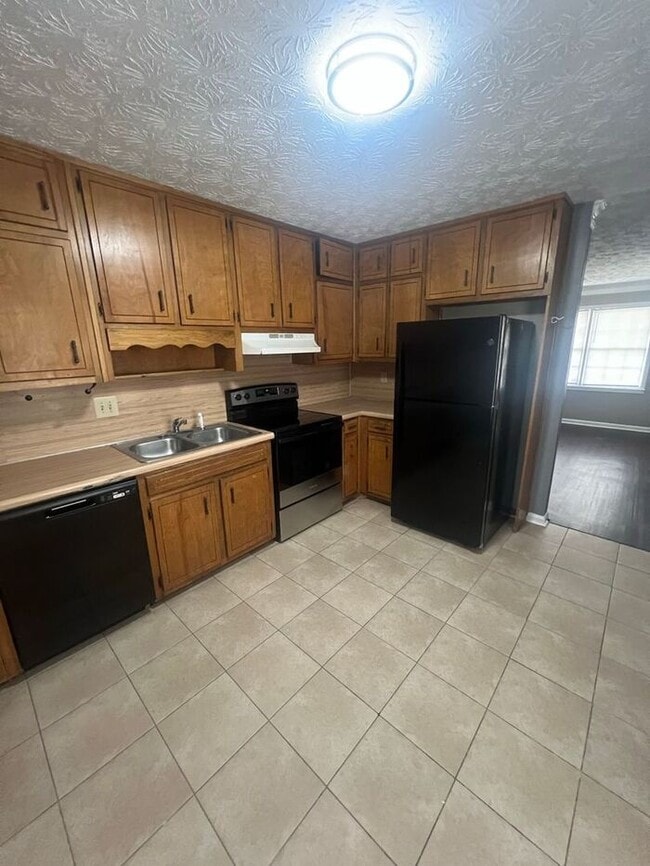 Building Photo - !!!WARNING: AVOID SCAMS CONFIRM RENTAL AT ...