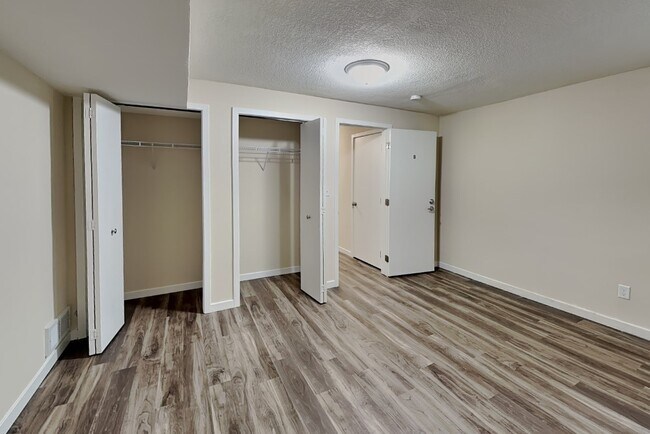 Building Photo - 218 Stanton Ave