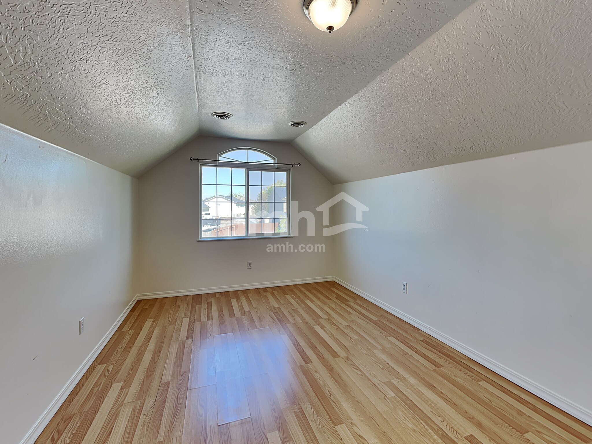 Building Photo - 5002 Barkley Way