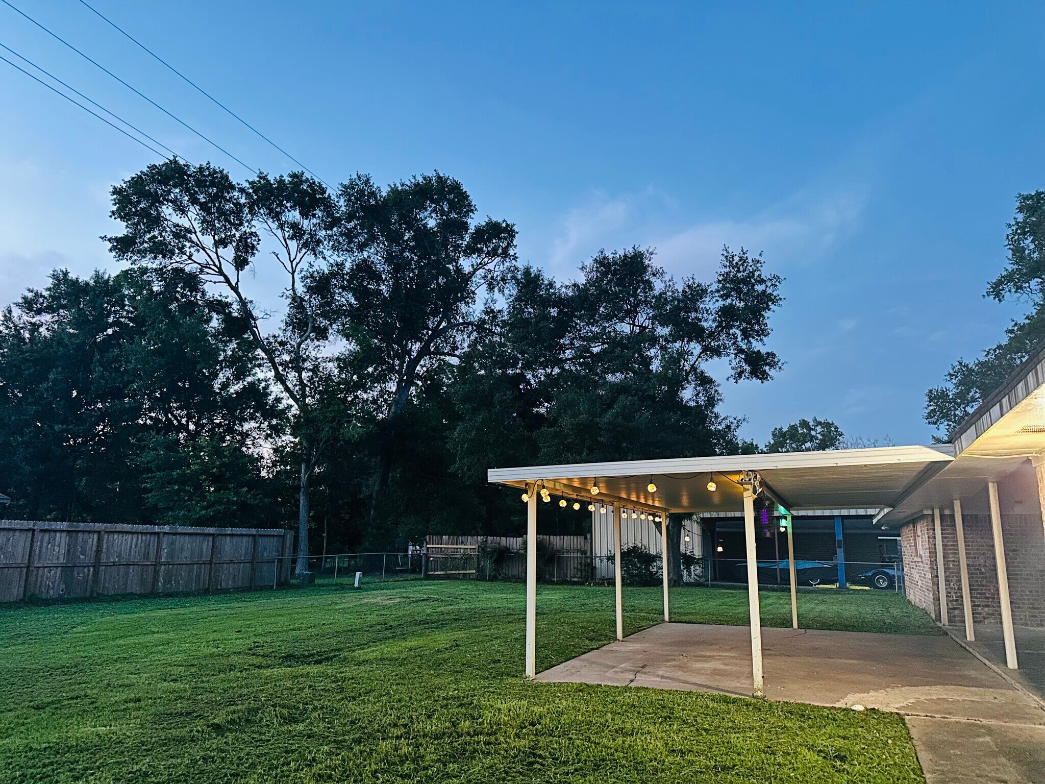 Building Photo - 12511 Cherry Point Drive