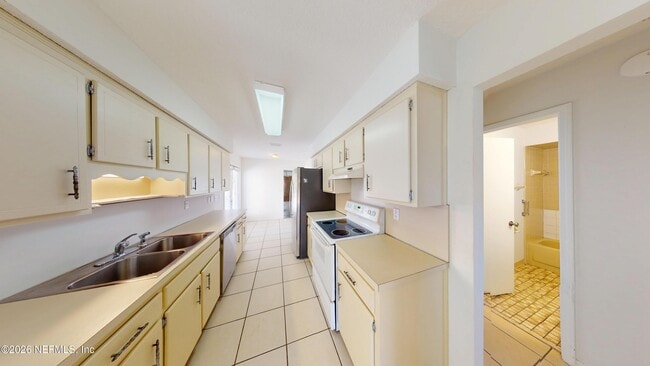 Building Photo - 2658 Shannon St