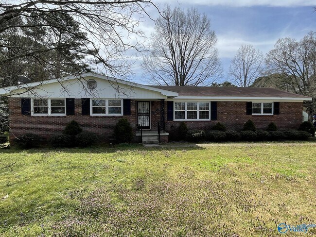 Building Photo - 8413 Old Madison Pike