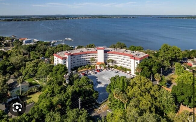 Building Photo - 601 McDonald Terrace