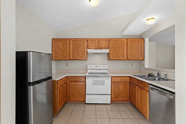 Building Photo - 708 Tobermory Ct
