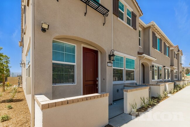 Building Photo - 36586 Mismo Ct