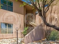 Building Photo - 6655 N Canyon Crest Dr