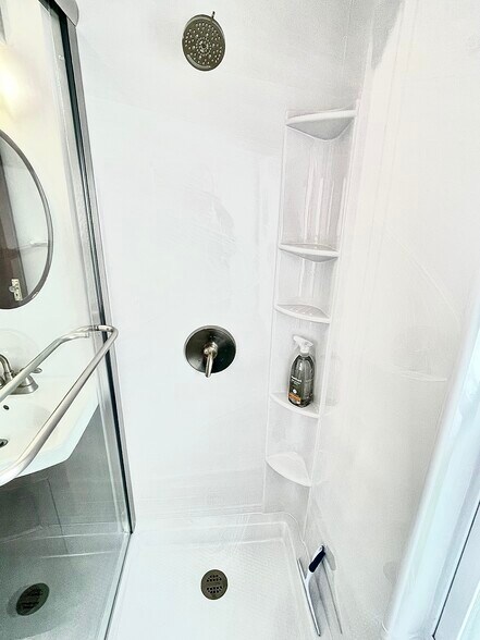 Building Photo - 50 Bretton Rd