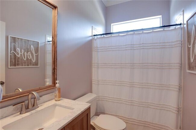 Building Photo - 306 Palermo Dr