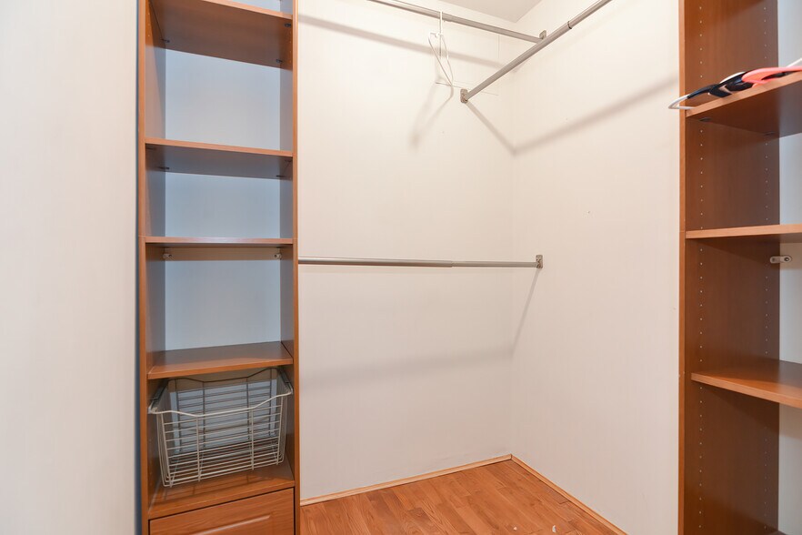 Building Photo - 99 Fulton St