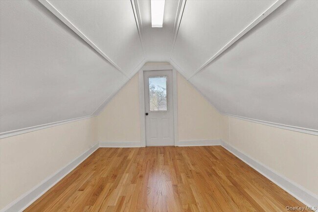 Building Photo - 116 Corlies Ave