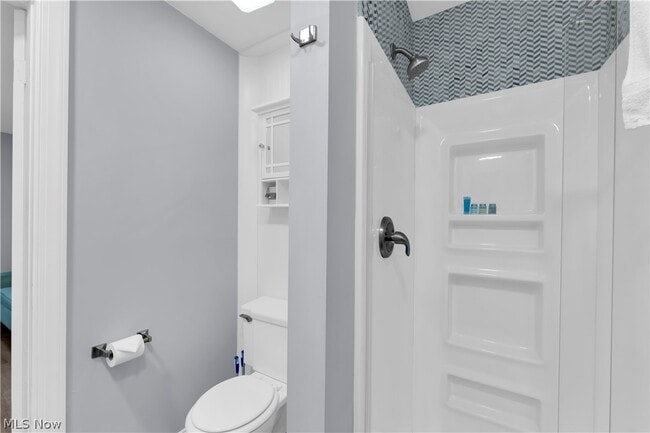 Building Photo - 797 E Market St