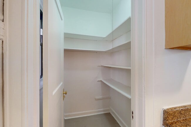 Floorplan - 5335-5345 S. Kimbark Avenue