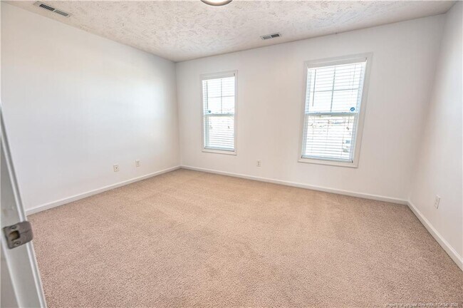Building Photo - 2112 Yellowbrick Rd