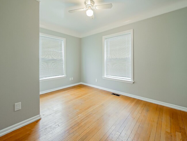 Building Photo - 3170 Dixie Hwy