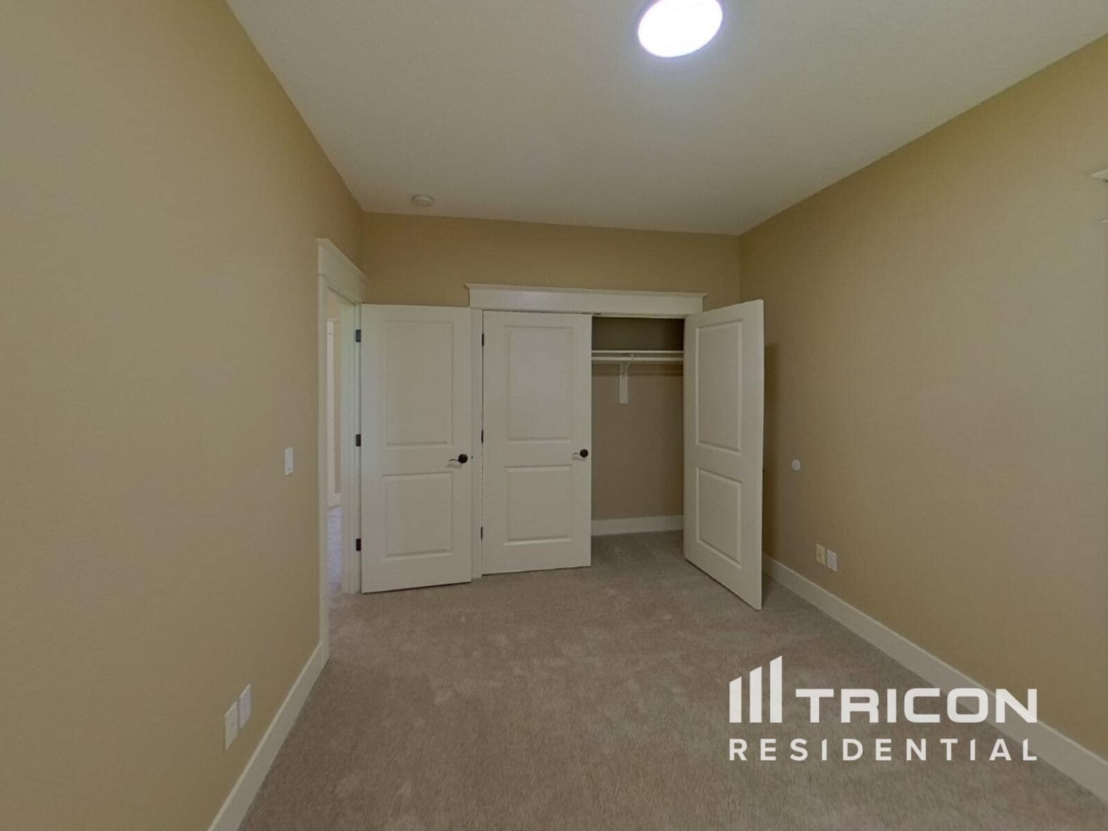 Building Photo - 11593 SE Waterleaf Dr