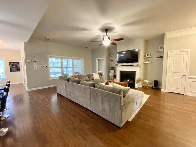 Building Photo - Single Level Lawton Station home for Rent!