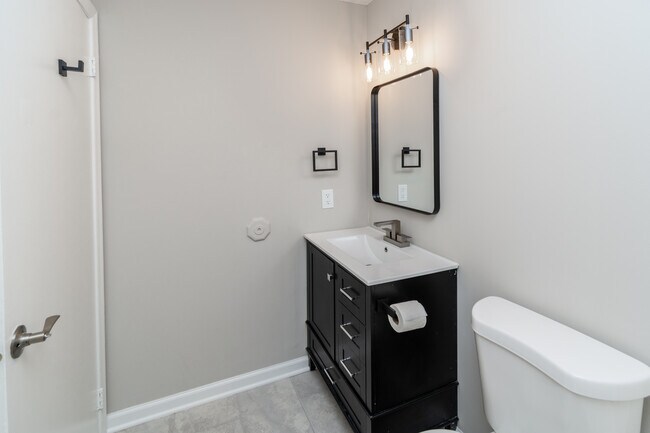 Building Photo - 69 Fisher Dr