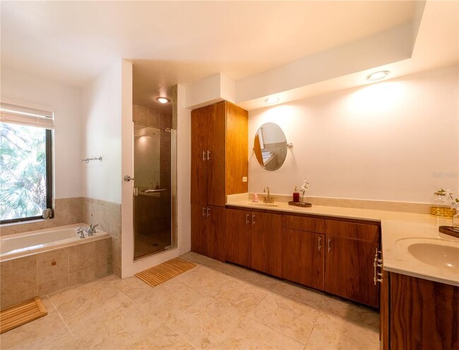 Building Photo - 11824 SW 55th St