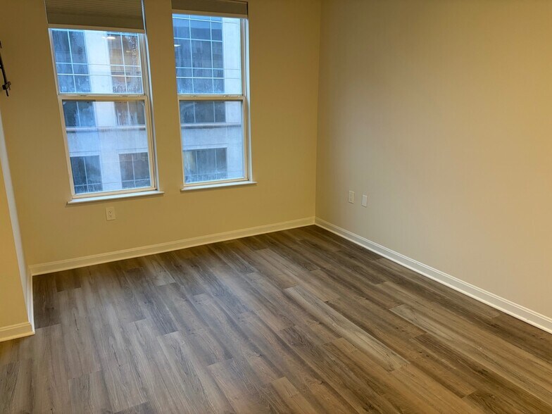 Building Photo - 2665 Prosperity Ave