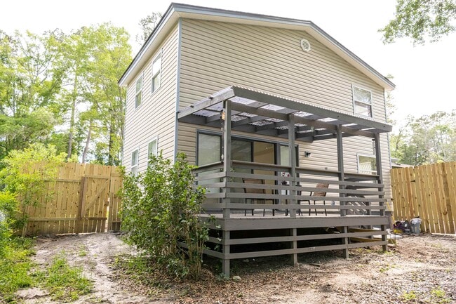Building Photo - 3422 Orlando Dr